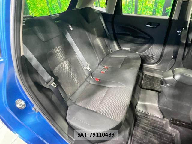 Nissan NOTE 2021-11 8728524-8