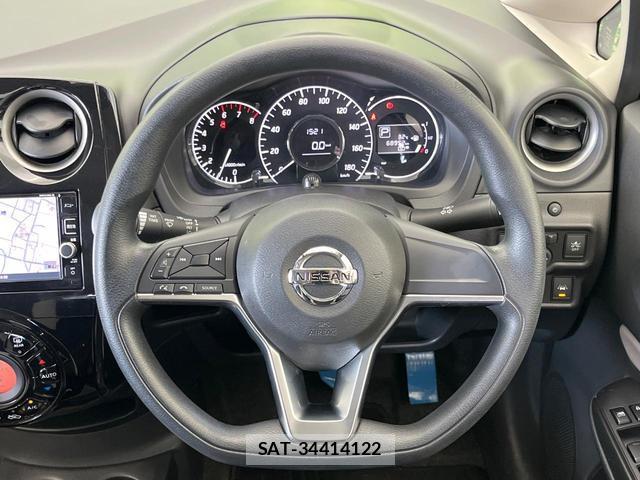 Nissan NOTE 2016-11 8728581-11