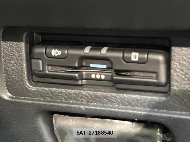 Nissan NOTE 2023-06 8728890-5