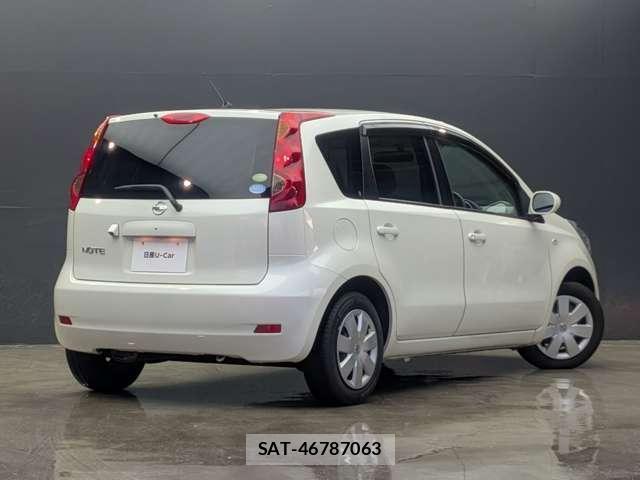 Nissan NOTE 2008-04 8728922-1