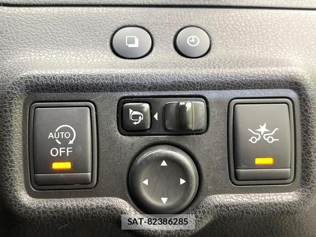 Nissan NOTE 2014-10 8730027-6