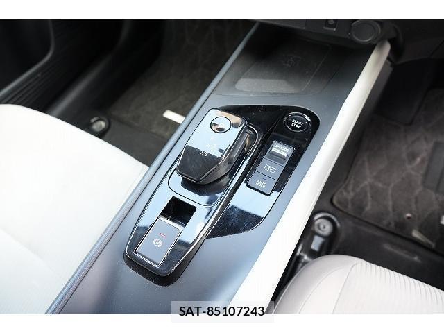 Nissan NOTE 2021-11 8730556-10