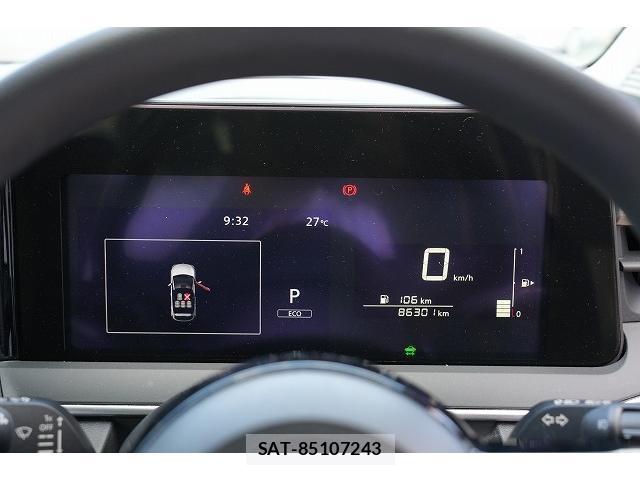 Nissan NOTE 2021-11 8730556-11