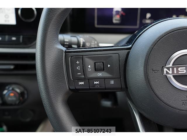 Nissan NOTE 2021-11 8730556-14