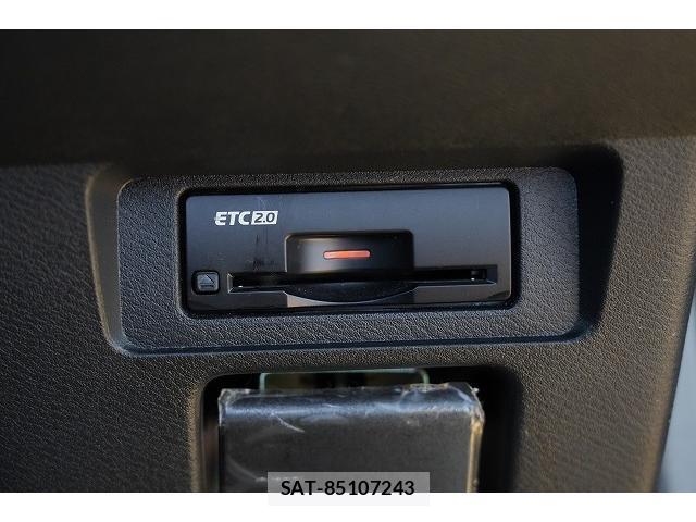 Nissan NOTE 2021-11 8730556-9
