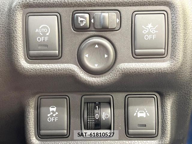 Nissan NOTE 2017-03 8731247-5