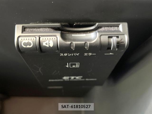 Nissan NOTE 2017-03 8731247-6