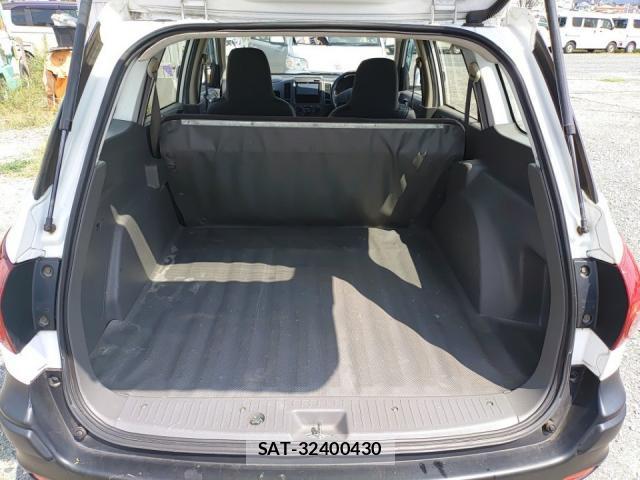 Nissan NV150 AD 2018-08 8727483-5