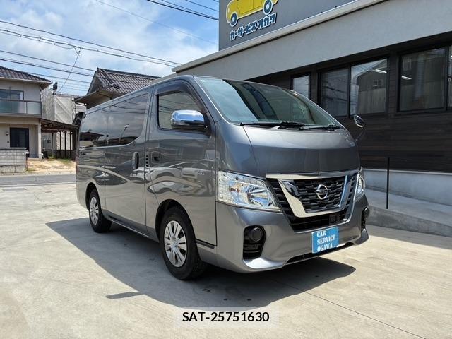 Nissan NV350 Caravan 2020-01 8728395-2
