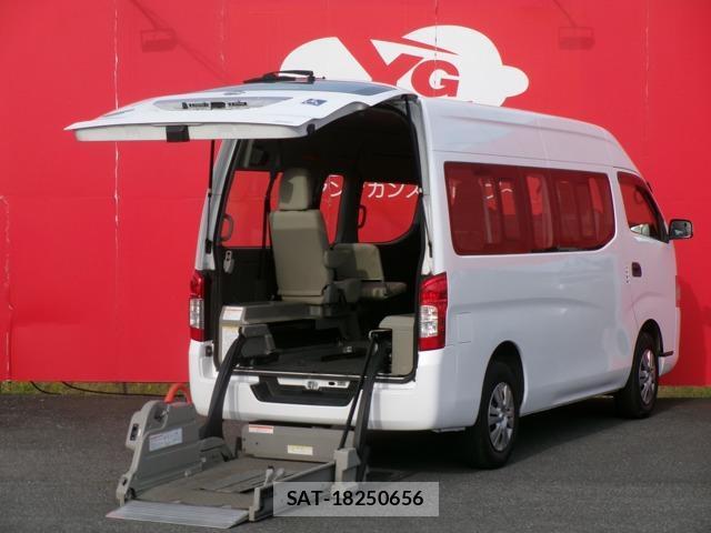 Nissan NV350 Caravan 2015-08 8731458-0