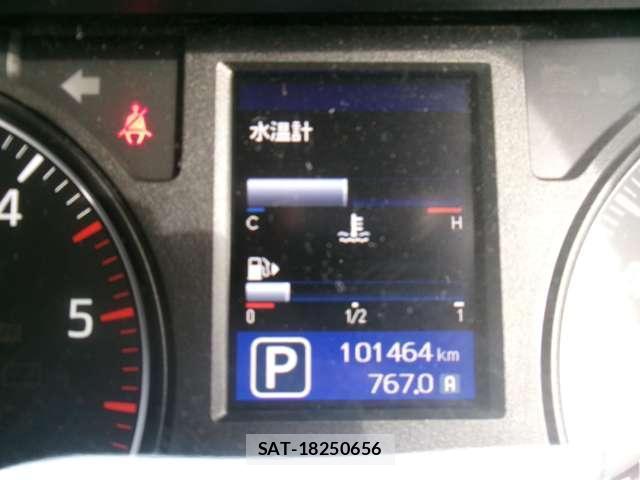 Nissan NV350 Caravan 2015-08 8731458-16