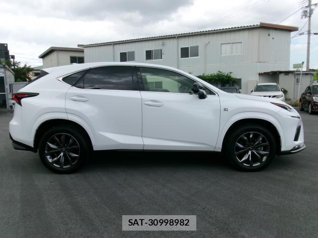Lexus NX 2020-03 8727516-3