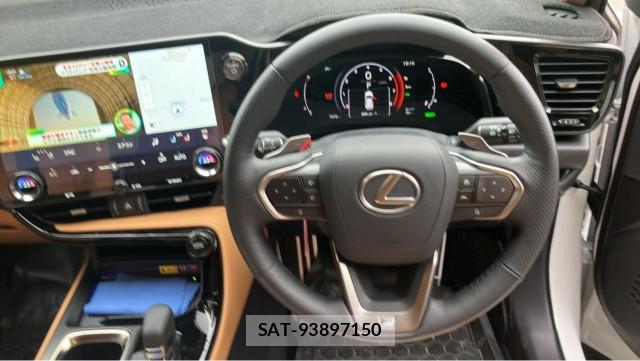 Lexus NX 2025-04 8729593-16