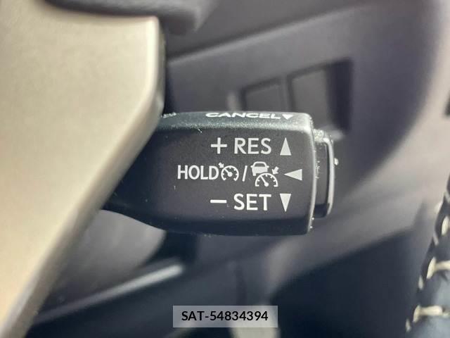 Lexus NX 2018-06 8731360-7