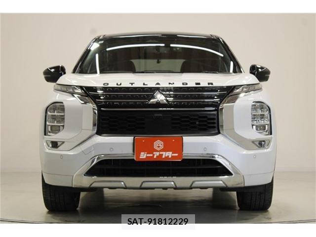 Mitsubishi OUTLANDER PHEV 2022-08 8726019-7
