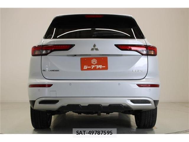 Mitsubishi OUTLANDER PHEV 2023-04 8726027-10