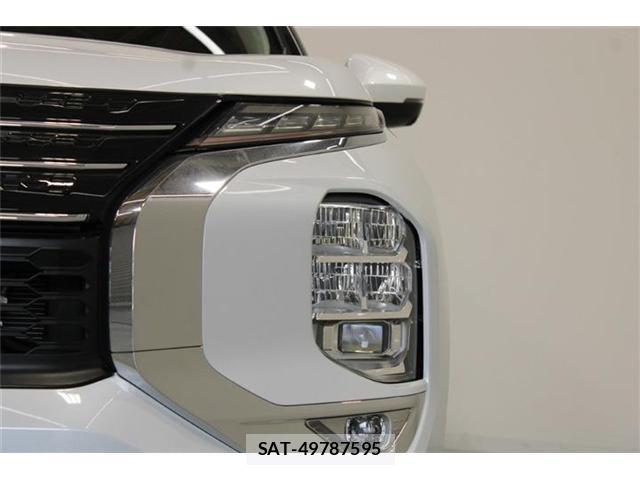 Mitsubishi OUTLANDER PHEV 2023-04 8726027-14