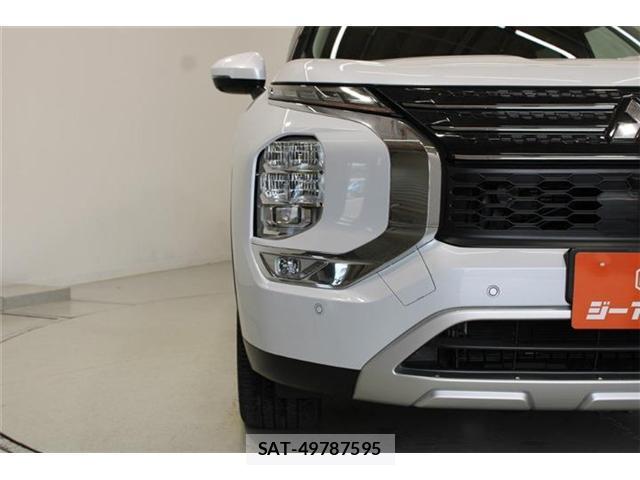 Mitsubishi OUTLANDER PHEV 2023-04 8726027-15