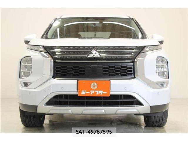 Mitsubishi OUTLANDER PHEV 2023-04 8726027-6