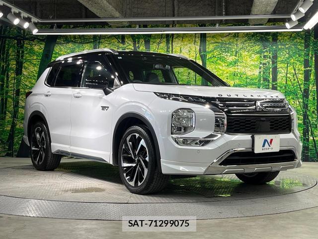Mitsubishi OUTLANDER PHEV 2022-08 8727808-16