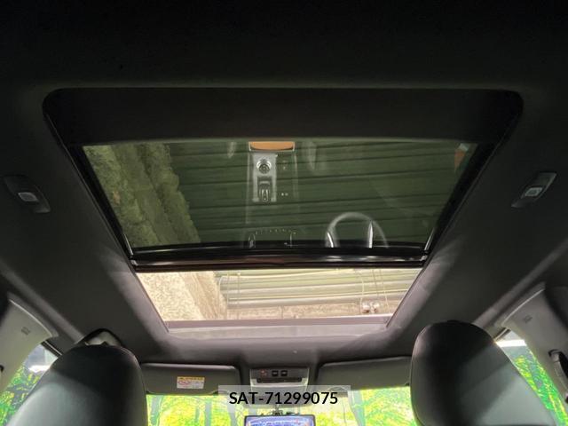 Mitsubishi OUTLANDER PHEV 2022-08 8727808-4