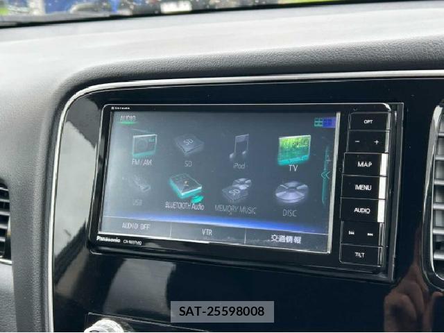 Mitsubishi OUTLANDER PHEV 2021-09 8727813-13