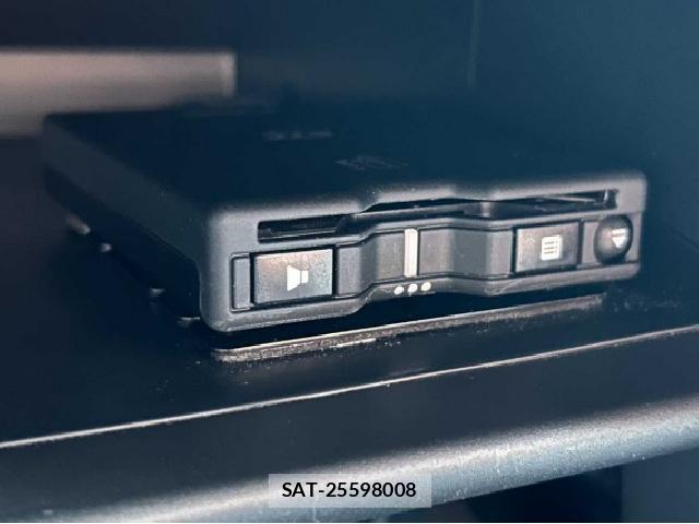 Mitsubishi OUTLANDER PHEV 2021-09 8727813-17
