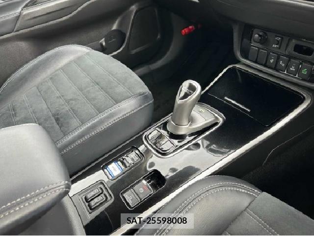 Mitsubishi OUTLANDER PHEV 2021-09 8727813-5
