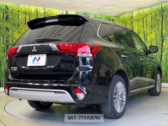 Mitsubishi OUTLANDER PHEV 2021-07 8727860-16