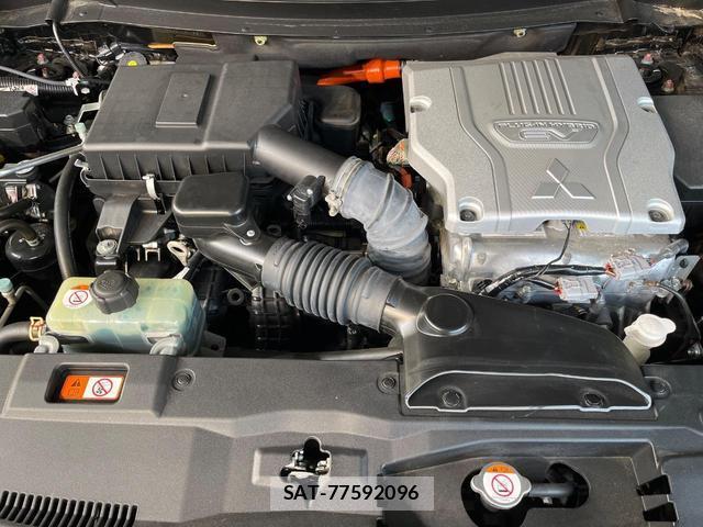 Mitsubishi OUTLANDER PHEV 2021-07 8727860-17