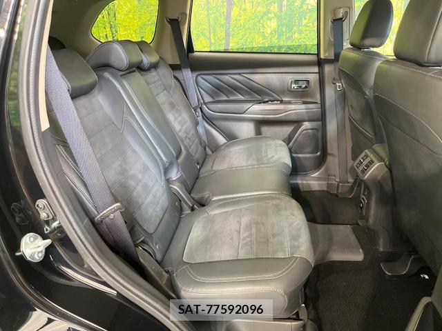 Mitsubishi OUTLANDER PHEV 2021-07 8727860-8