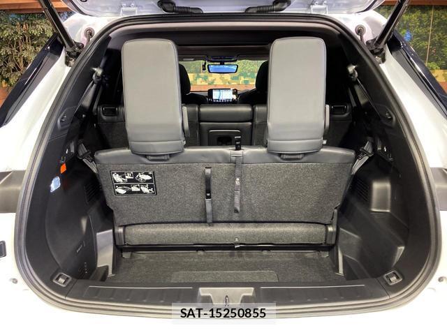 Mitsubishi OUTLANDER PHEV 2022-08 8728061-10