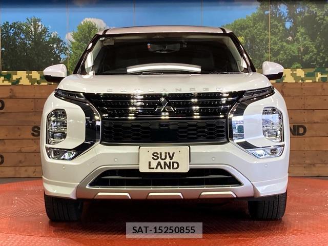 Mitsubishi OUTLANDER PHEV 2022-08 8728061-13