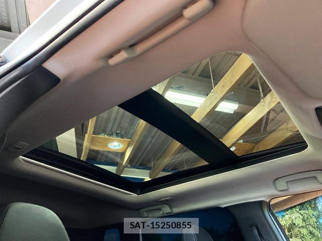Mitsubishi OUTLANDER PHEV 2022-08 8728061-2