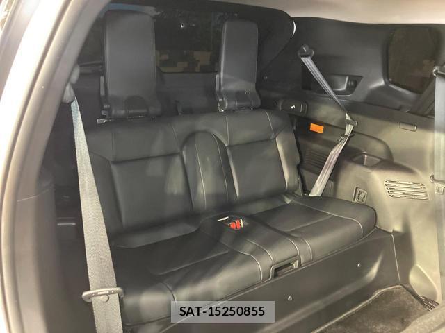 Mitsubishi OUTLANDER PHEV 2022-08 8728061-9