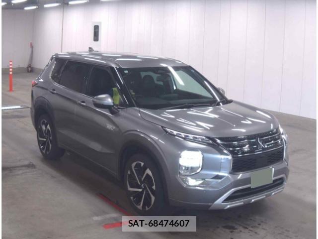 Mitsubishi OUTLANDER PHEV 2022-03 8729748-0