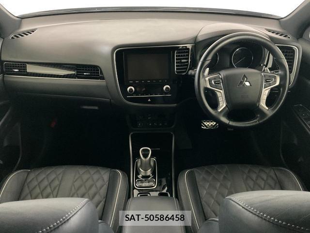 Mitsubishi OUTLANDER PHEV 2021-07 8730669-10