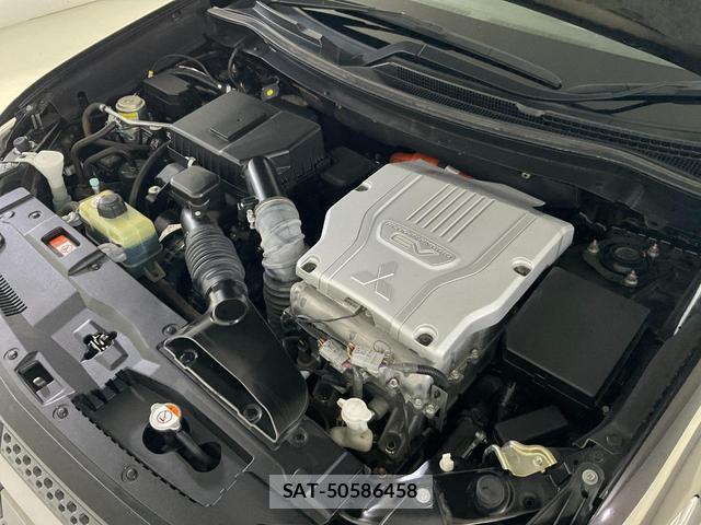 Mitsubishi OUTLANDER PHEV 2021-07 8730669-13