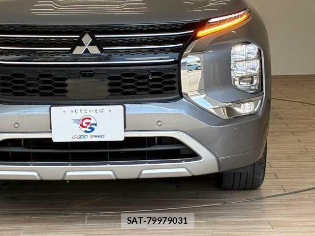 Mitsubishi OUTLANDER PHEV 2022-12 8731383-19