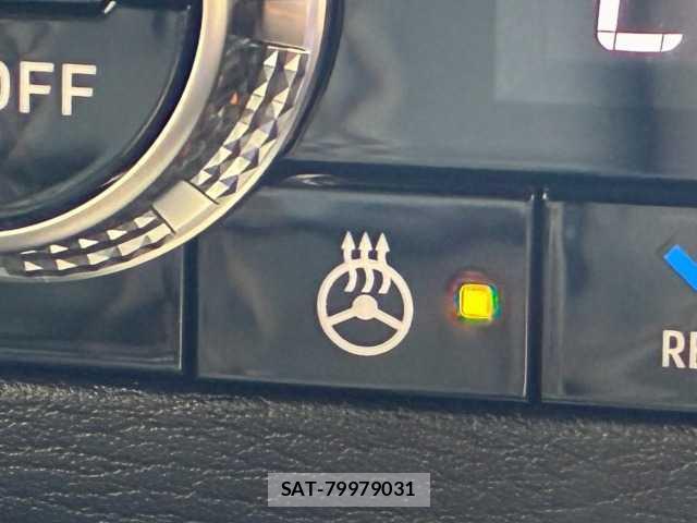 Mitsubishi OUTLANDER PHEV 2022-12 8731383-4