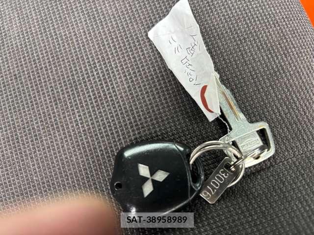Mitsubishi PAJERO MINI 2008-10 8730237-8
