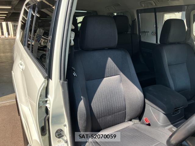 Mitsubishi PAJERO 2017-05 8729521-17