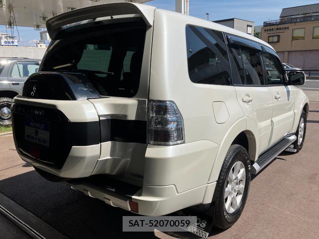 Mitsubishi PAJERO 2017-05 8729521-8