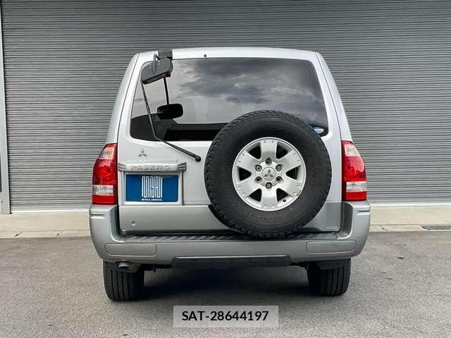 Mitsubishi PAJERO 2002-11 8729682-1