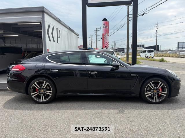 Porsche PANAMERA 2014-11 8726104-16