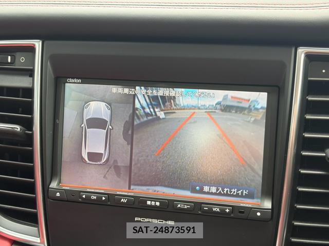 Porsche PANAMERA 2014-11 8726104-3