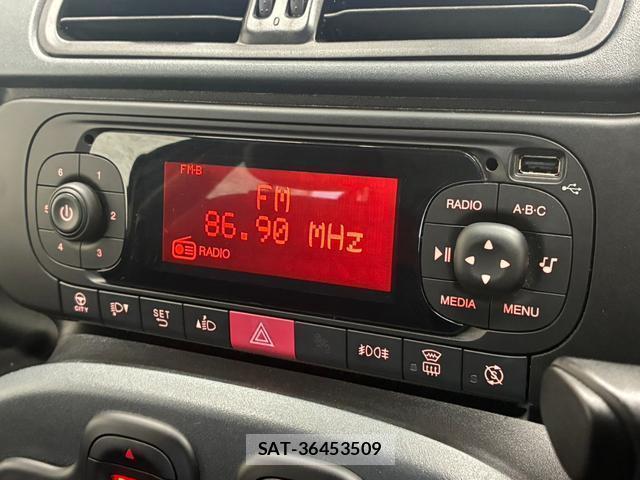 Fiat PANDA 2020-05 8730172-19