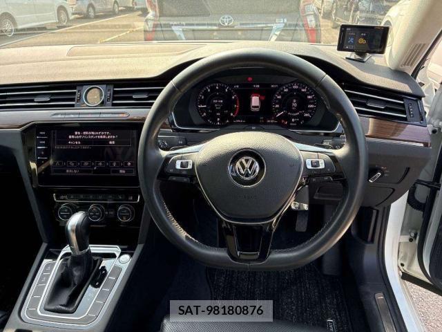 VolksWagen PASSAT VARIANT 2018-09 8729419-2