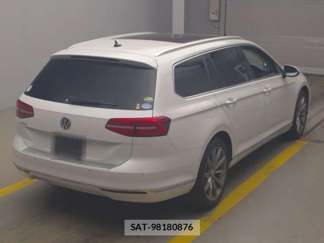 VolksWagen PASSAT VARIANT 2018-09 8729419-6