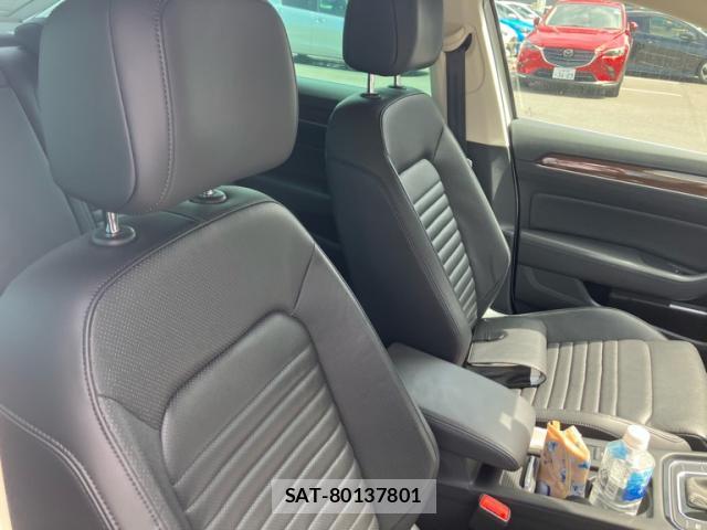 VolksWagen PASSAT 2017-04 8728208-14